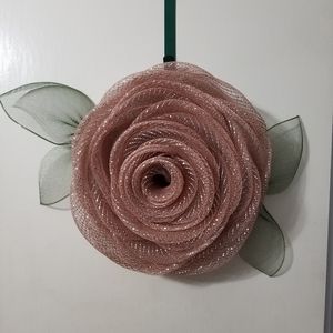 Beautiful Rose Gold Rose Wreath